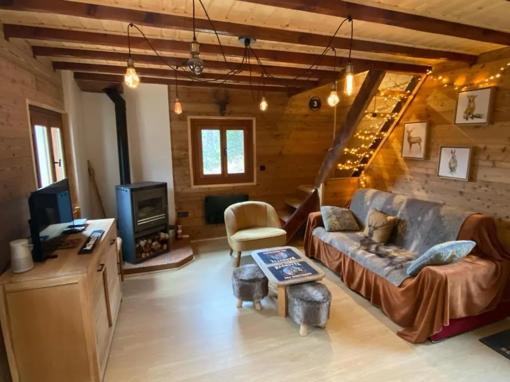 Chalet Situe Entre Guillaumes Et Valberg location