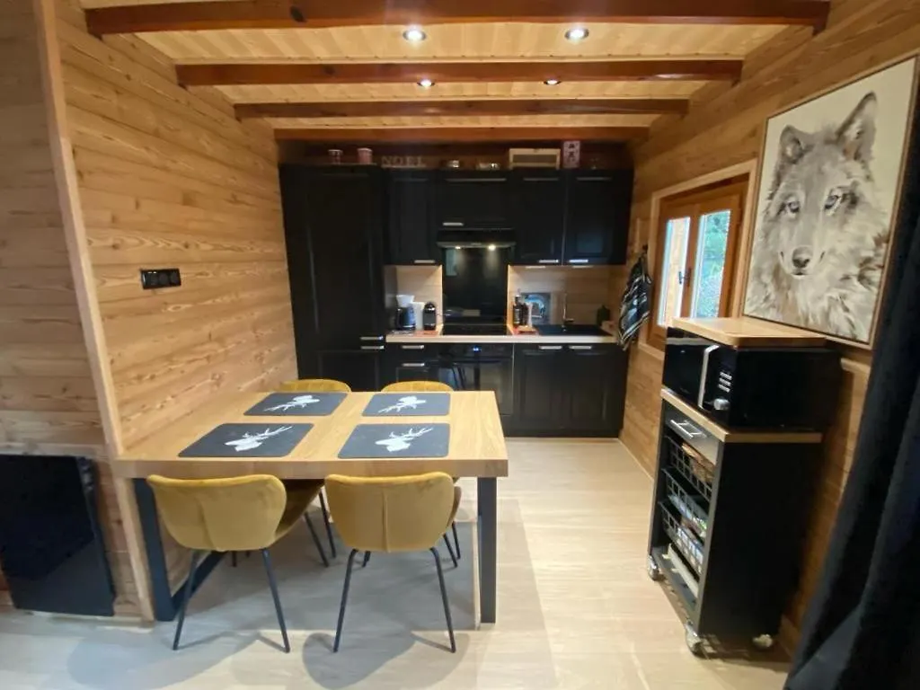 Apartment Chalet Situe Entre Guillaumes Et Valberg